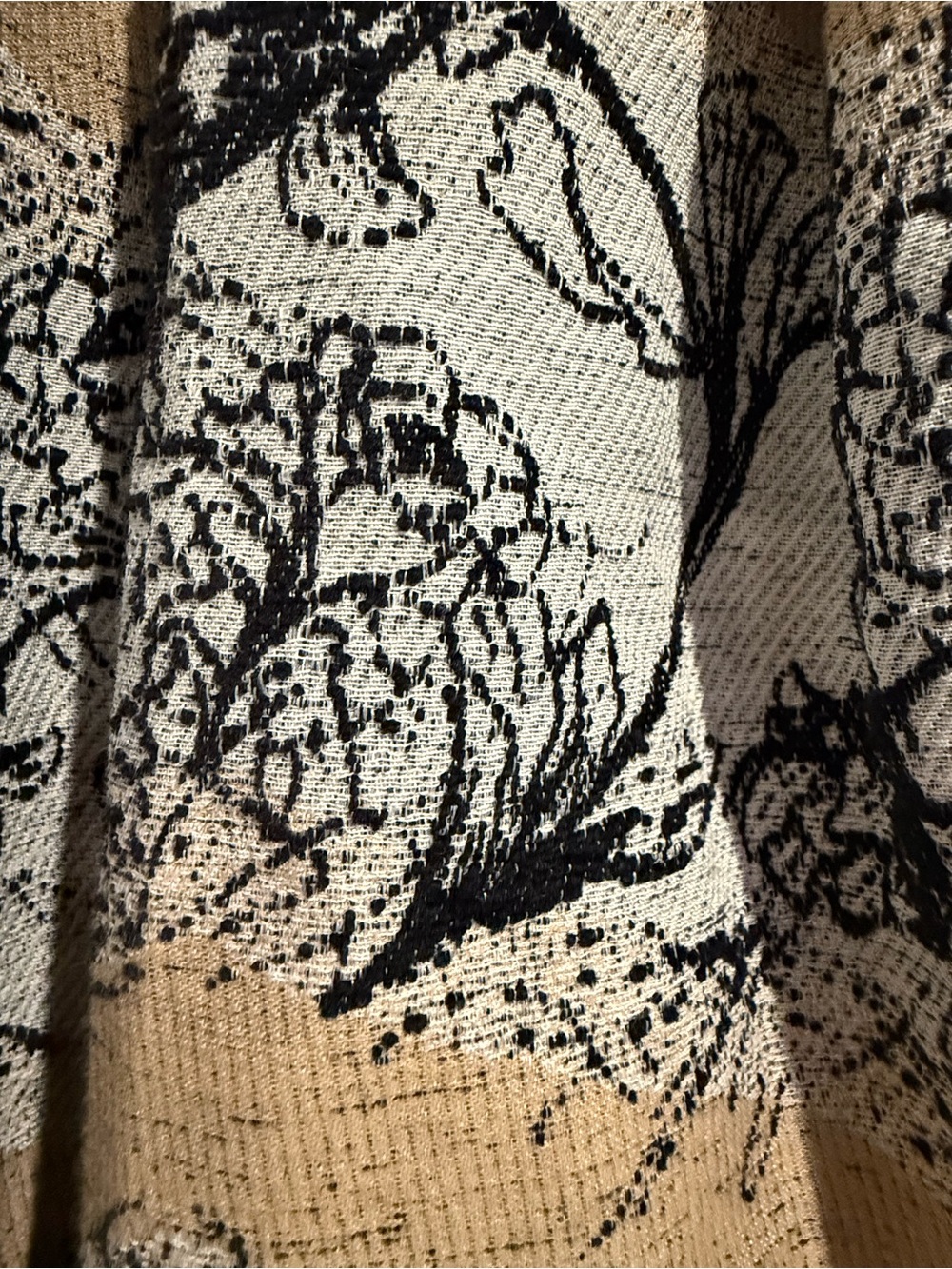 Billy Reid Cream and Black Floral A-Line Skirt - Picture 3 of 4